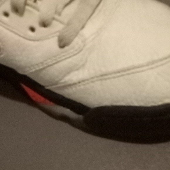 I have a pair of Jordan Retro 5 Orange Peel Size 10 - Picture 4 of 7